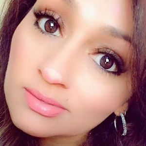 Meet your Posher, Rosa